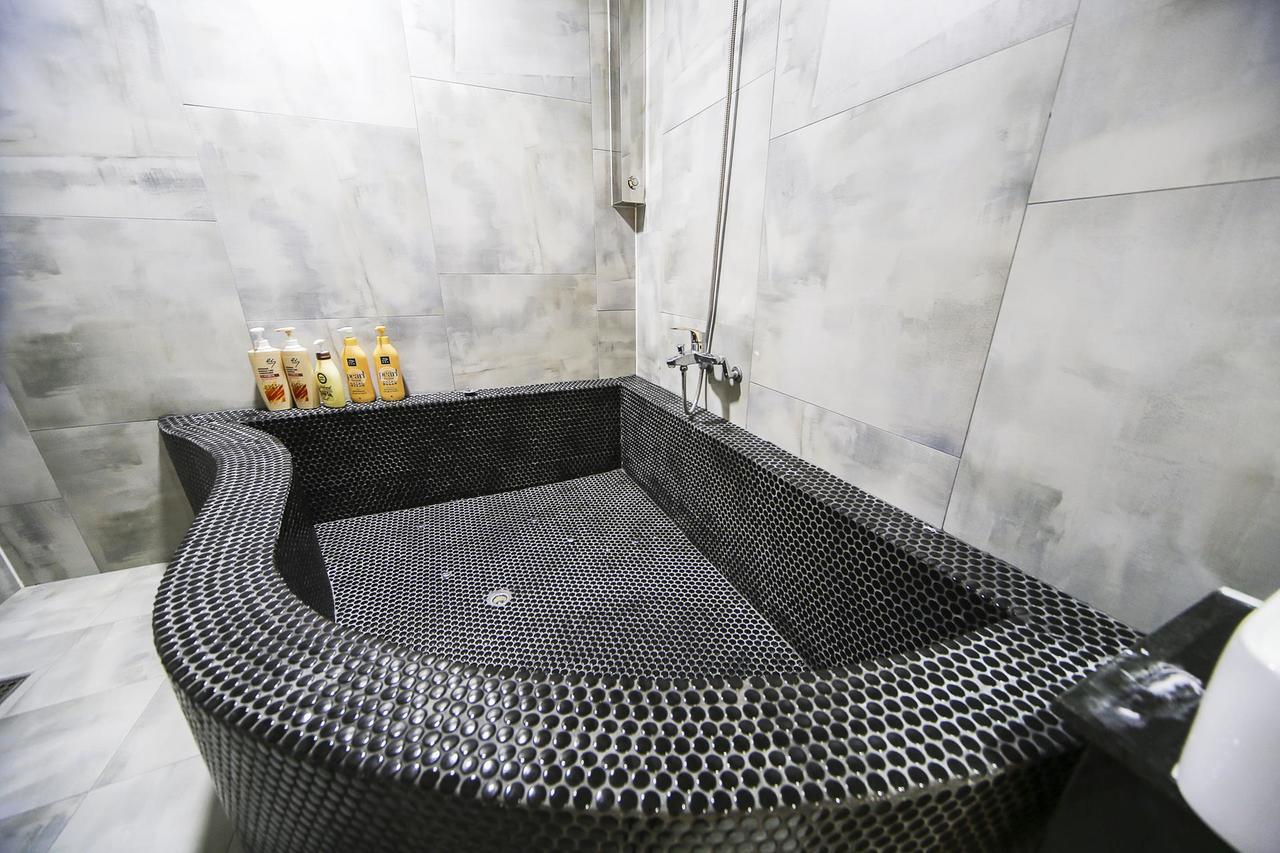 Cheongju Ocean Hotel Buitenkant foto
